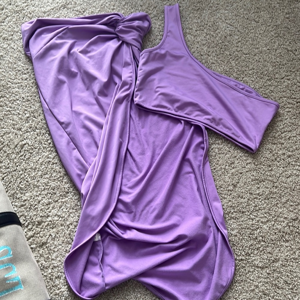 NWOT - Amazon two piece set 💜